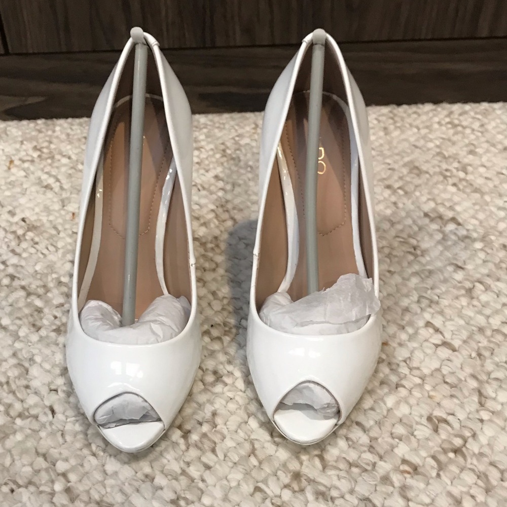 Aldo patent leather peep toe pump